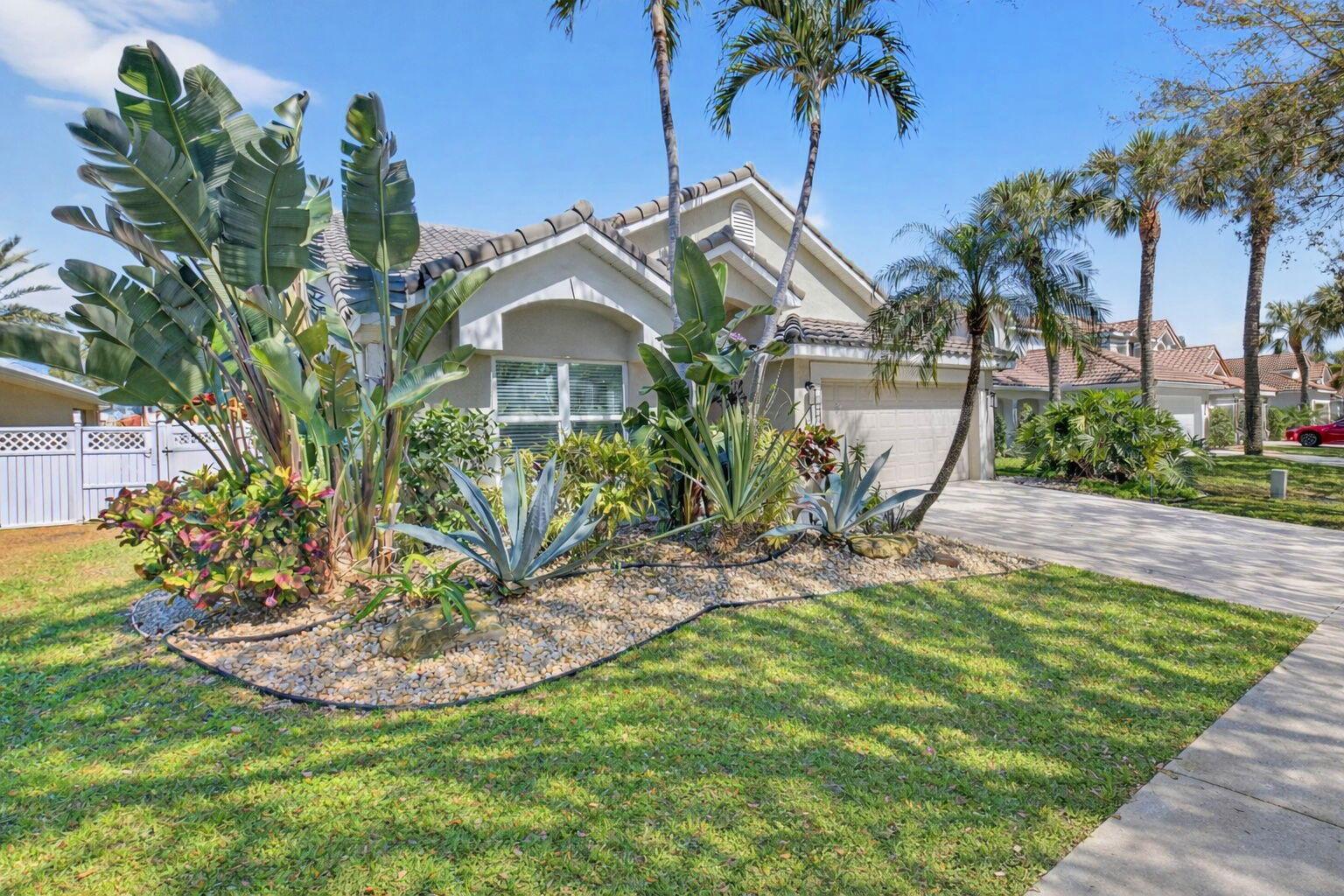 1095 Anchor Point, Delray Beach FL 33444 photo 2