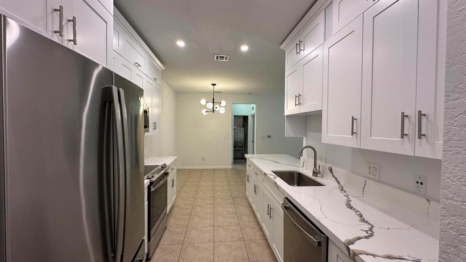 3549 Forest Hill Boulevard # 19, Palm Springs FL 33406 photo 5