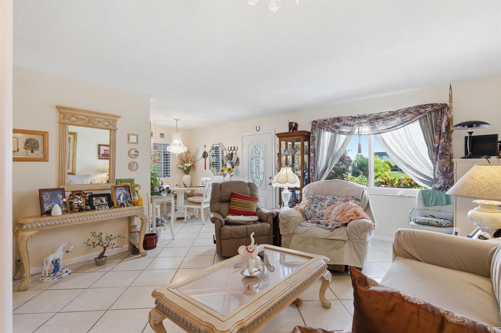 406 Saxony I, Delray Beach FL 33446 photo 3
