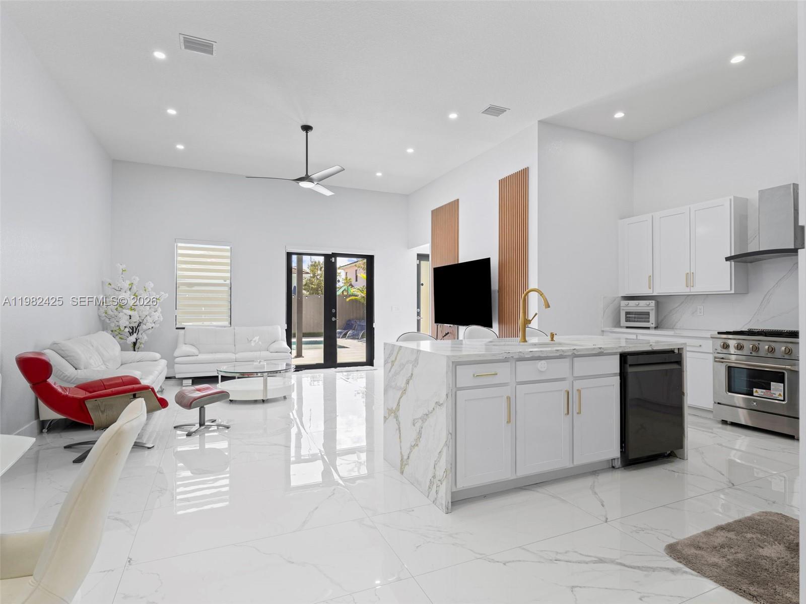 14478 SW 21st St, Miami FL 33175 photo 5