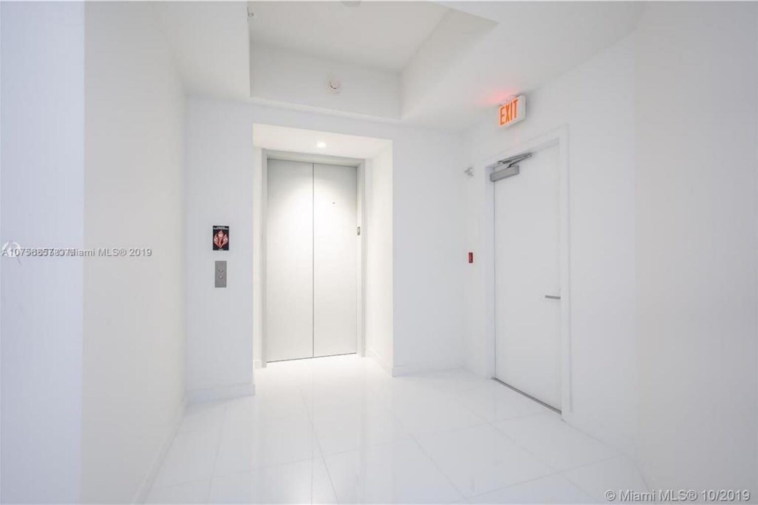 851 NE 1st Avenue # 1510, Miami FL 33130 photo 2