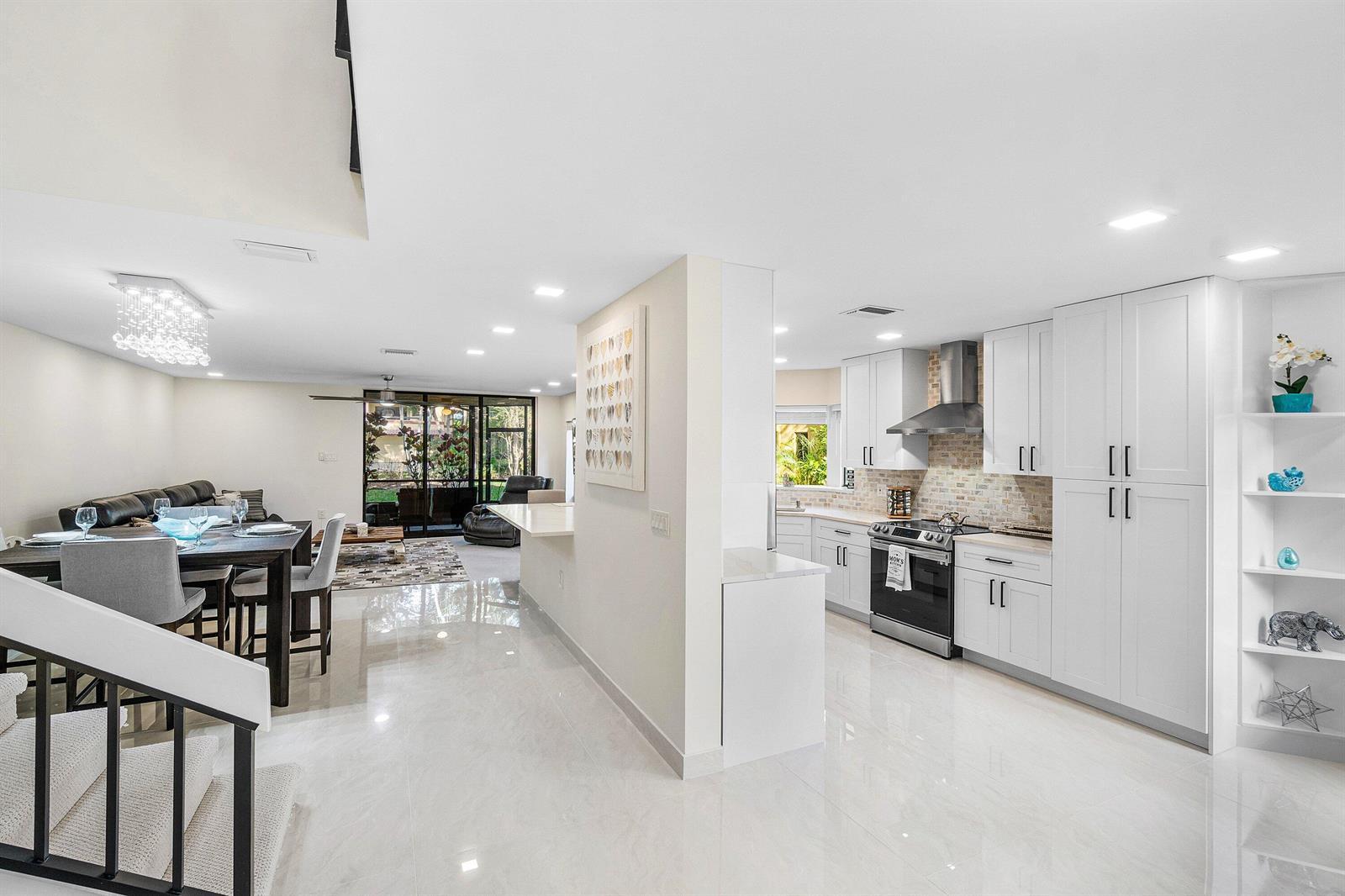 5294 10th Fairway Drive, Delray Beach FL 33484 photo 3
