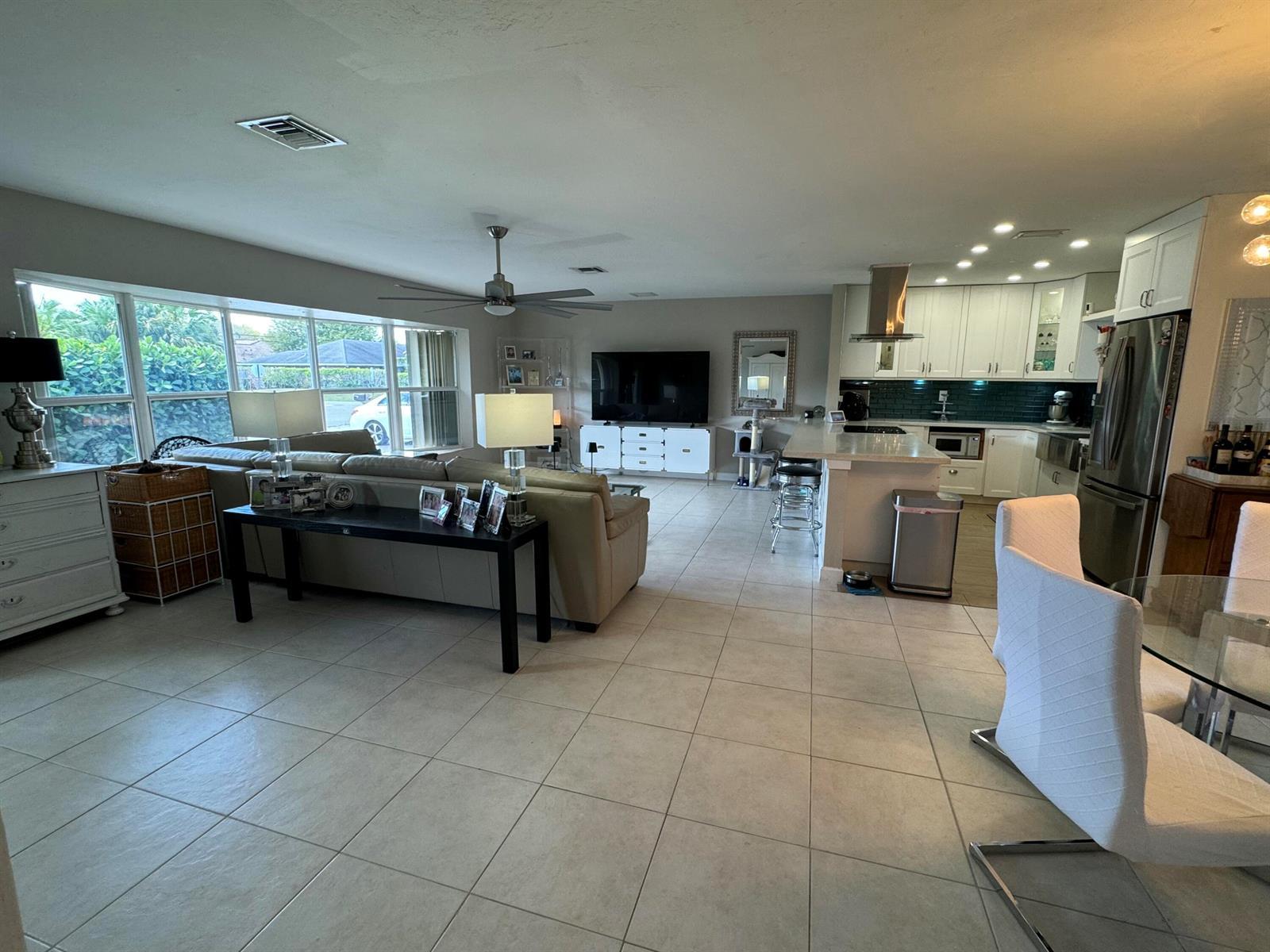 2099 S Conference Drive, Boca Raton FL 33486 photo 5