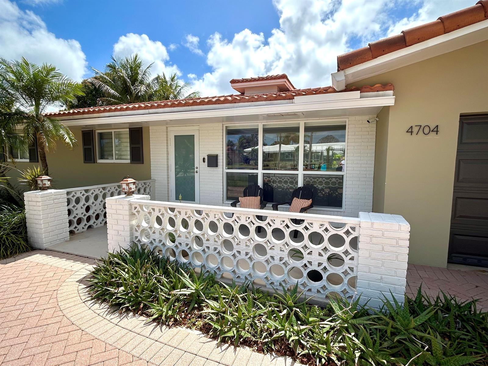 4704 Fillmore Street, Hollywood FL 33021 photo 2