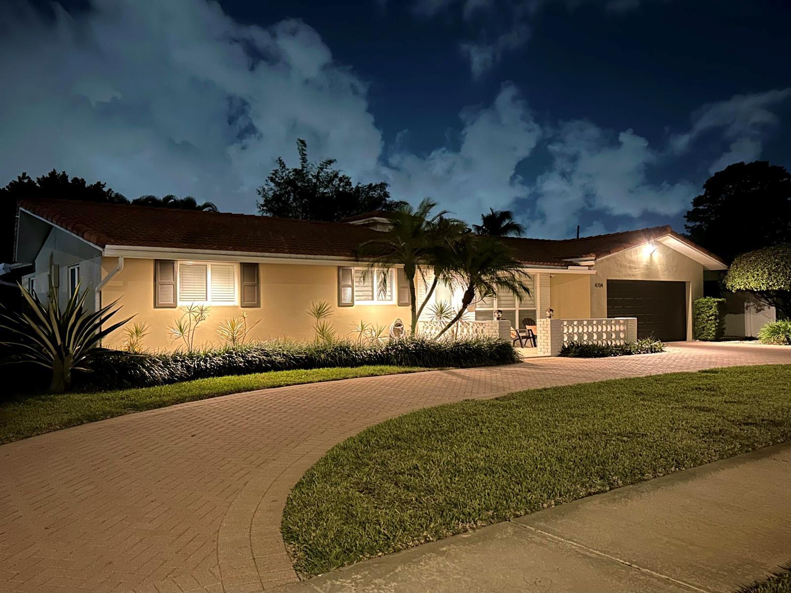 4704 Fillmore Street, Hollywood FL 33021 photo 3