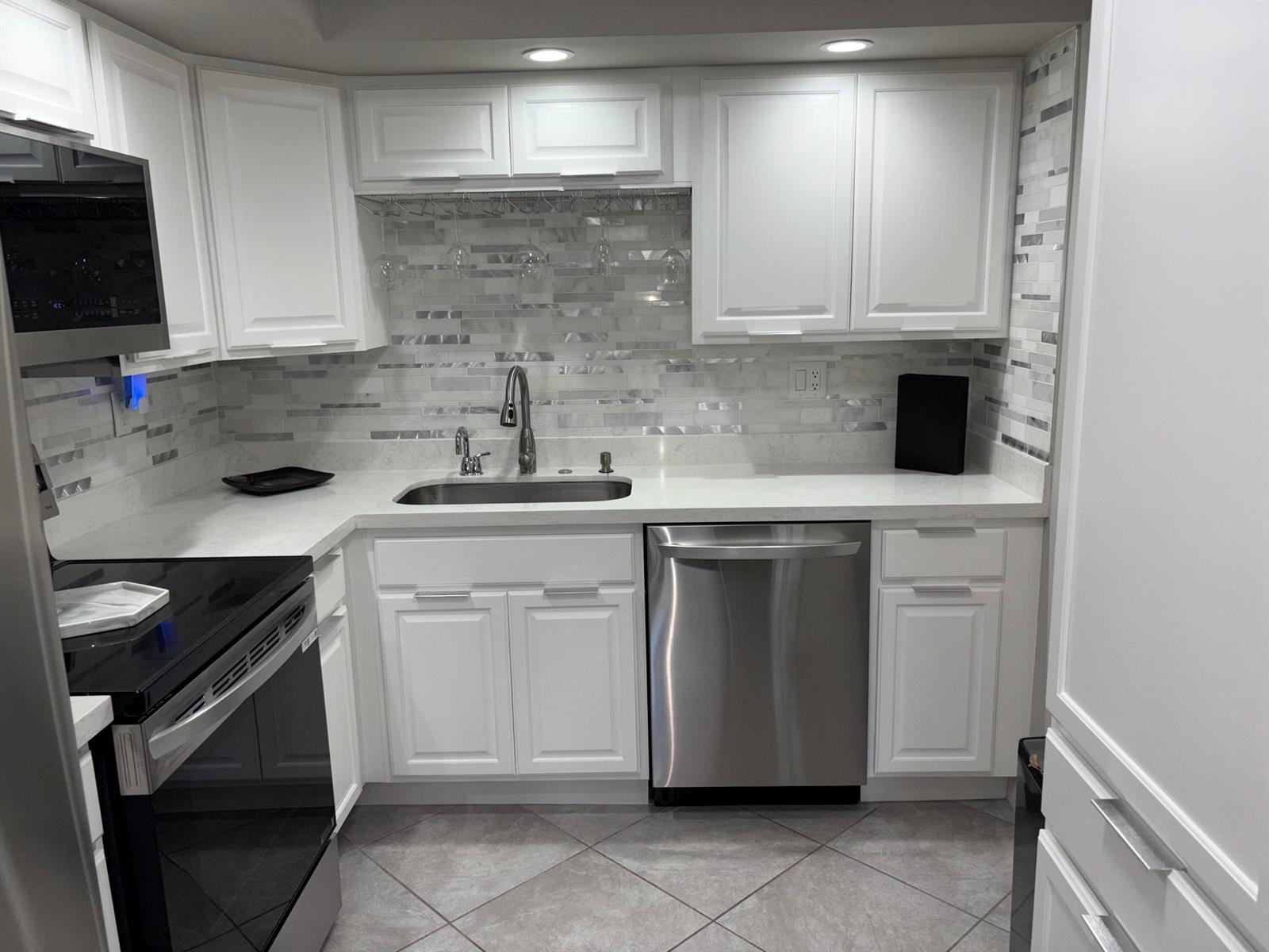 7233 Ashmont Circle # 107, Tamarac FL 33321 photo 3