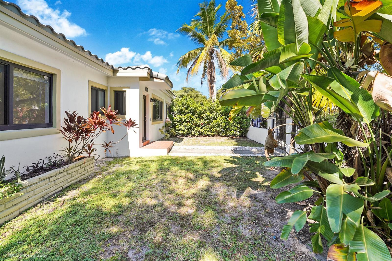 6820 NE 5th Avenue, Miami FL 33138