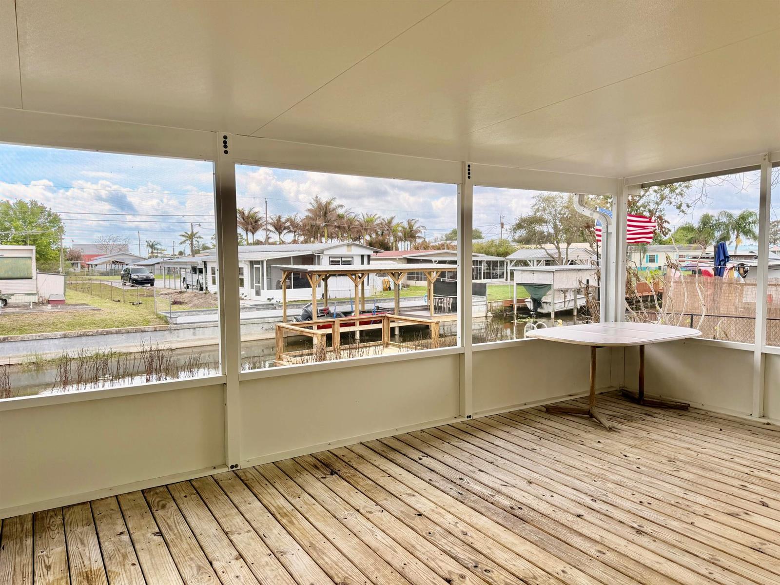 1088 Peach Street, Okeechobee FL 34974 photo 2