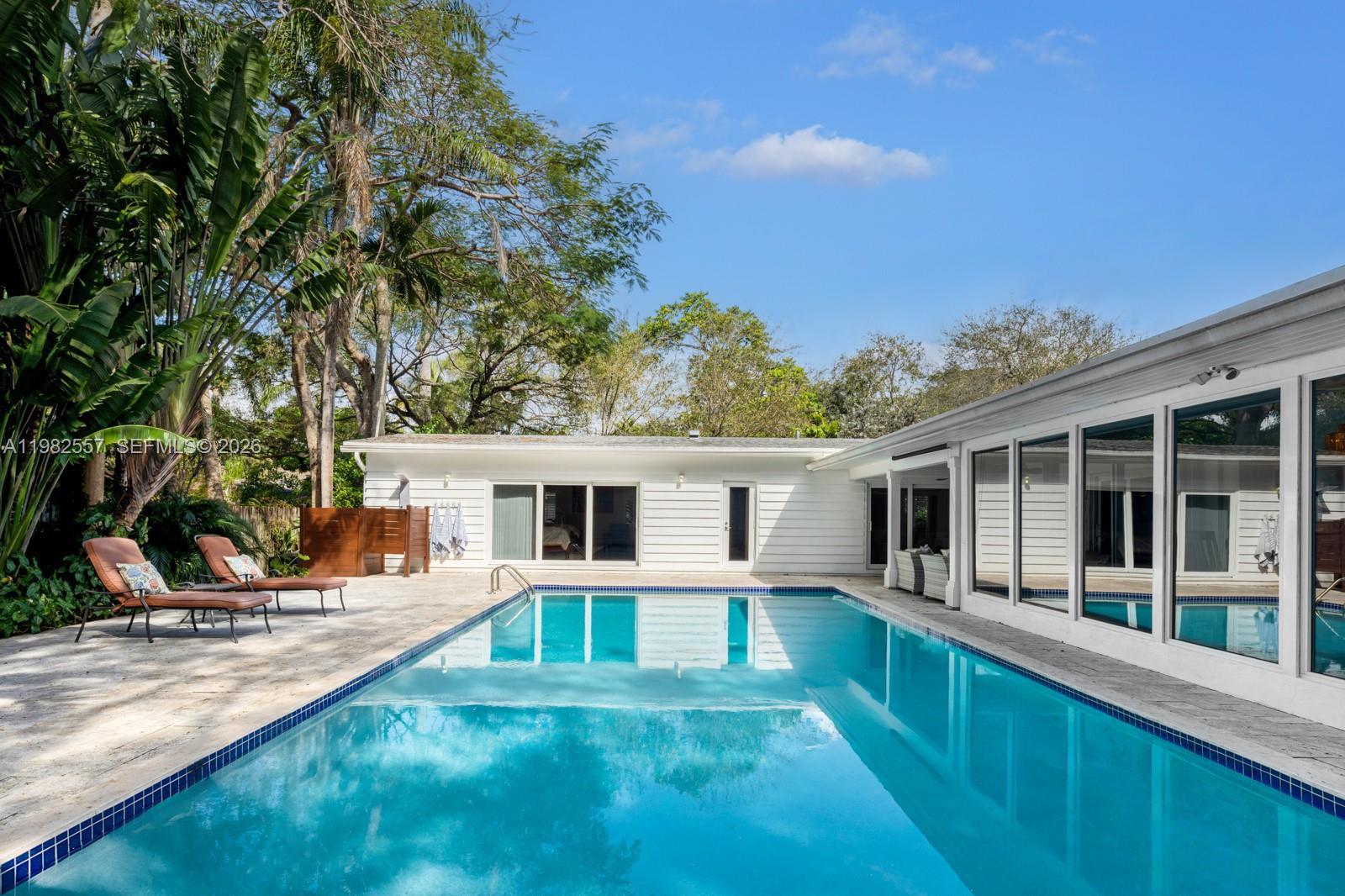 4190 Braganza Ave, Miami FL 33133 photo 2