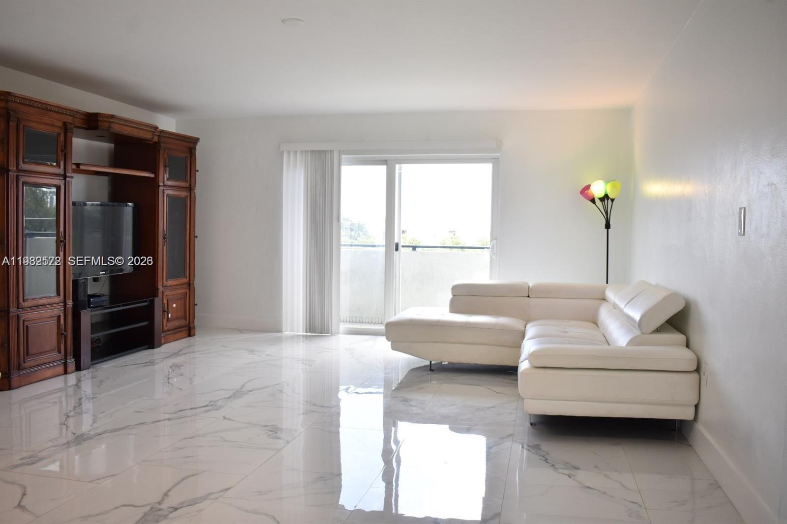 8024 Tatum Waterway Dr # 5A, Miami Beach FL 33141 photo 3