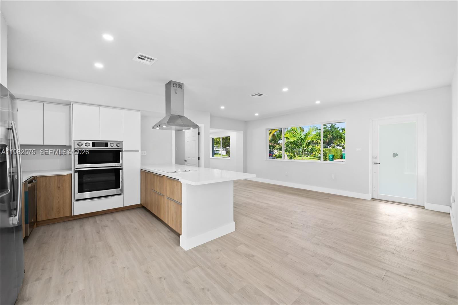 8560 SW 126th Ter, Miami FL 33156 photo 2