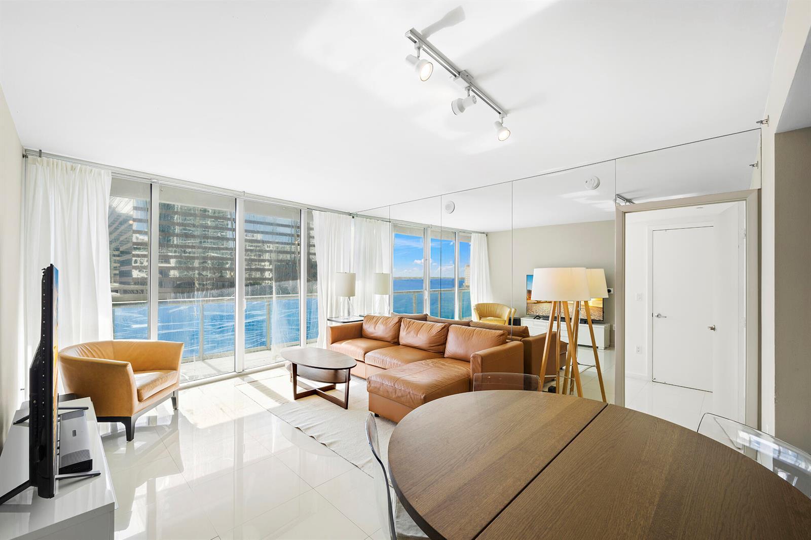 495 Brickell Avenue # 911, Miami FL 33131 photo 5