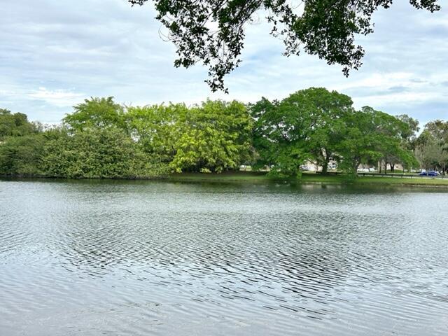9450 Poinciana Place # 301, Davie FL 33324