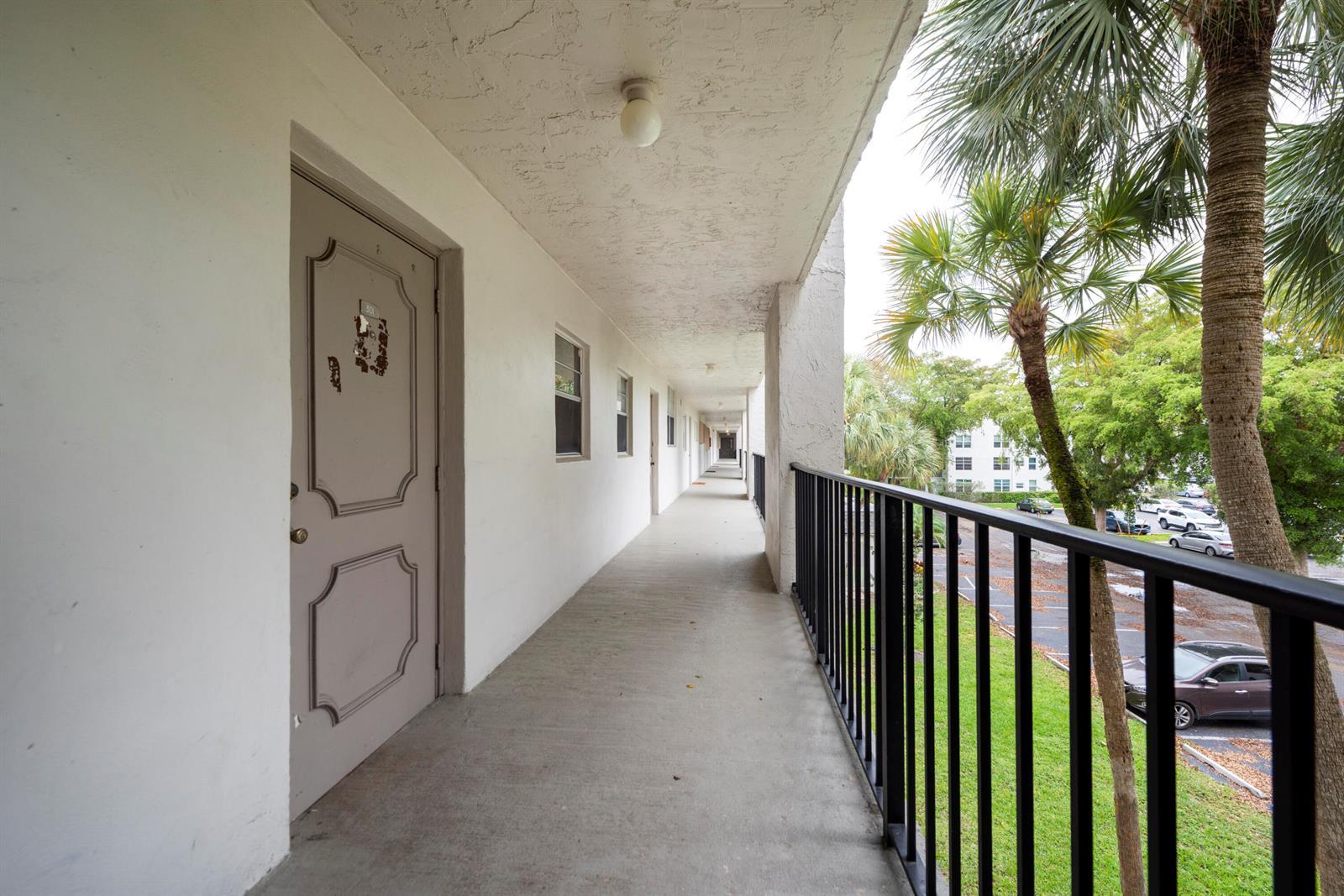 9450 Poinciana Place # 301, Davie FL 33324 photo 4