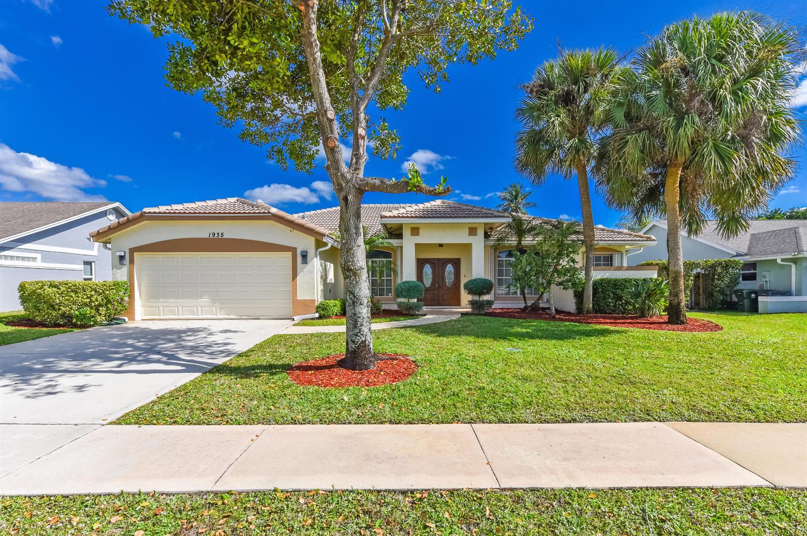 1935 Primrose Lane, Wellington FL 33414