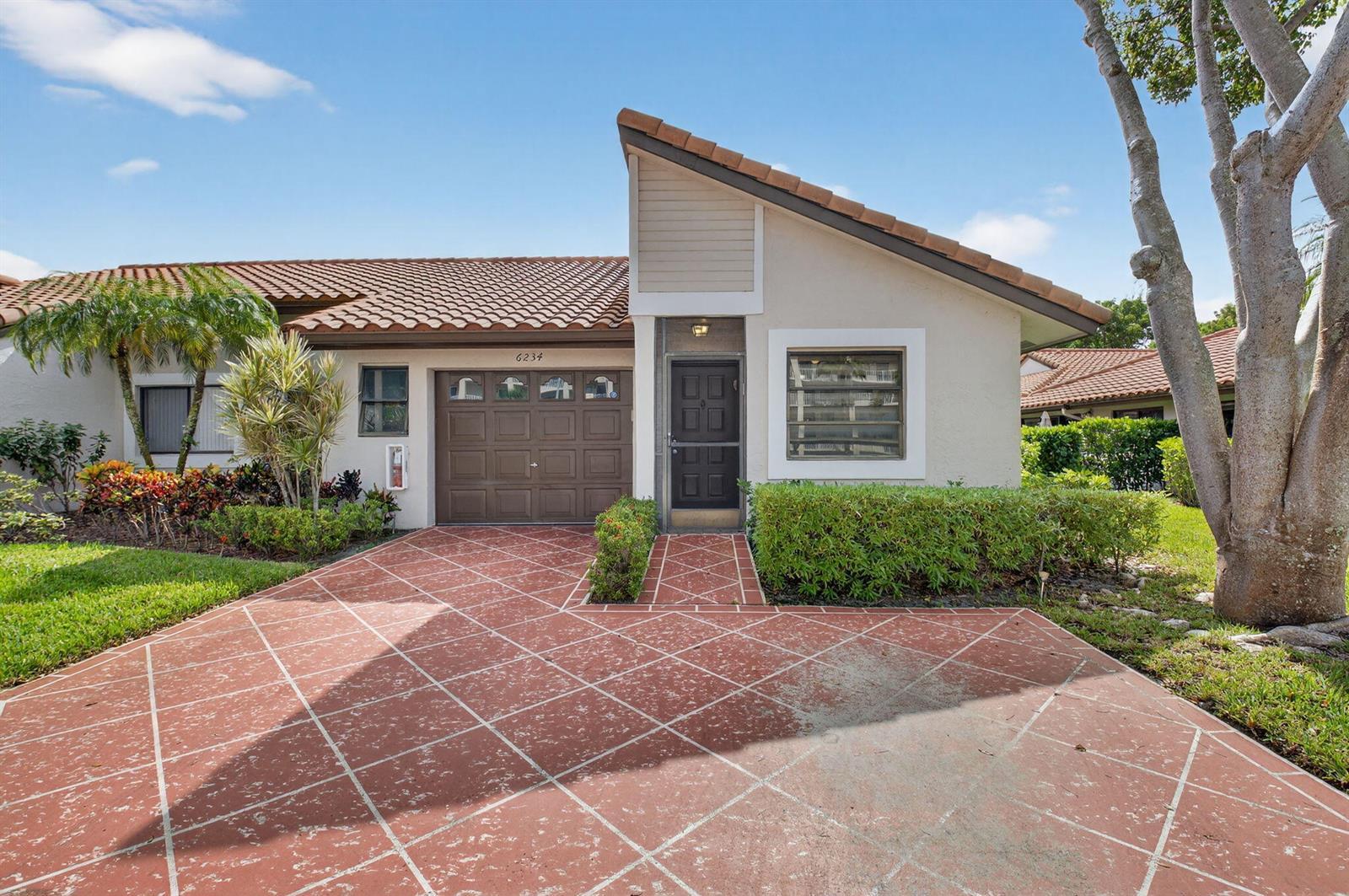 6234 Pointe Regal Circle, Delray Beach FL 33484