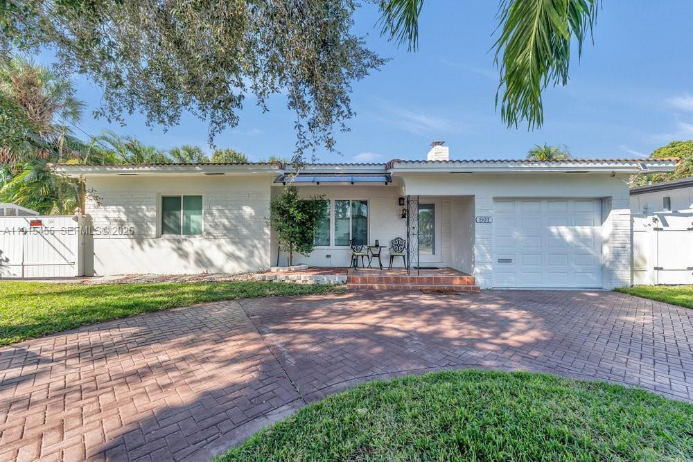801 NE 19th Terrace, Fort Lauderdale FL 33304 photo 2