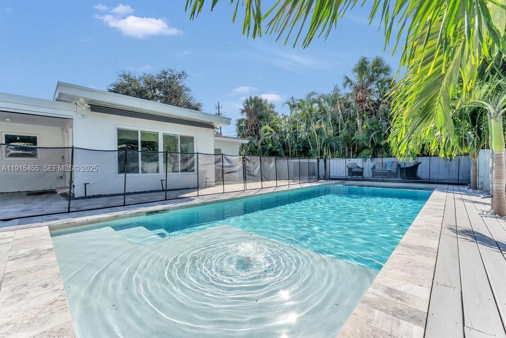 801 NE 19th Terrace, Fort Lauderdale FL 33304 photo 3