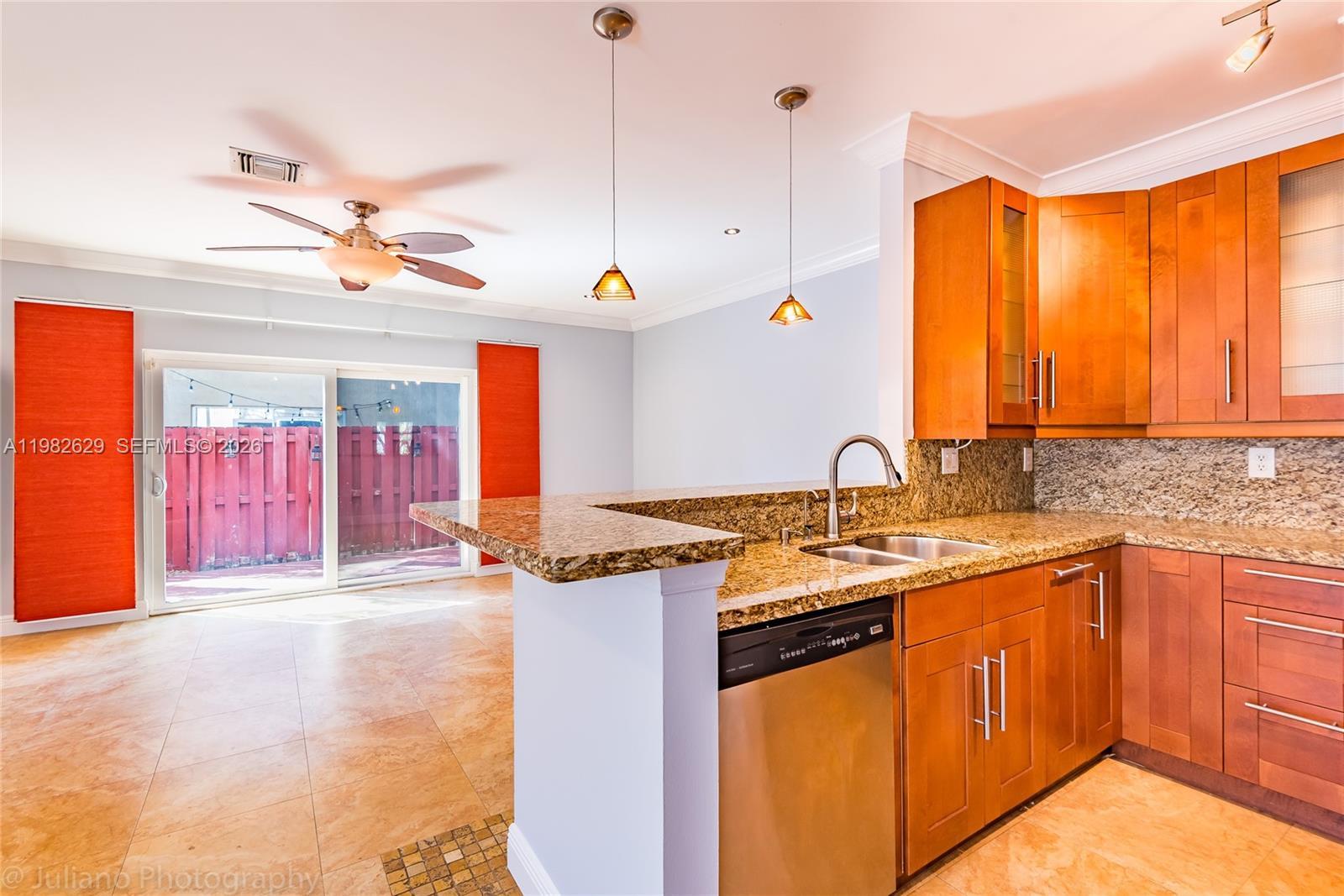 16061 Emerald Cove Rd # 16061, Weston FL 33331 photo 4