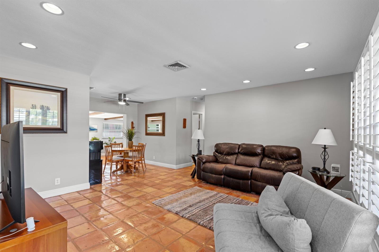 200 SW 5th Street, Boca Raton FL 33432 photo 3