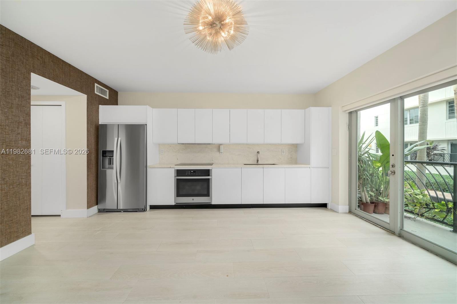 435 21st St # 103, Miami Beach FL 33139 photo 3