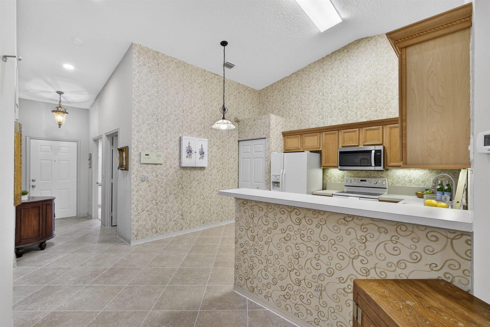 9386 Bridgeport Drive, West Palm Beach FL 33411 photo 5