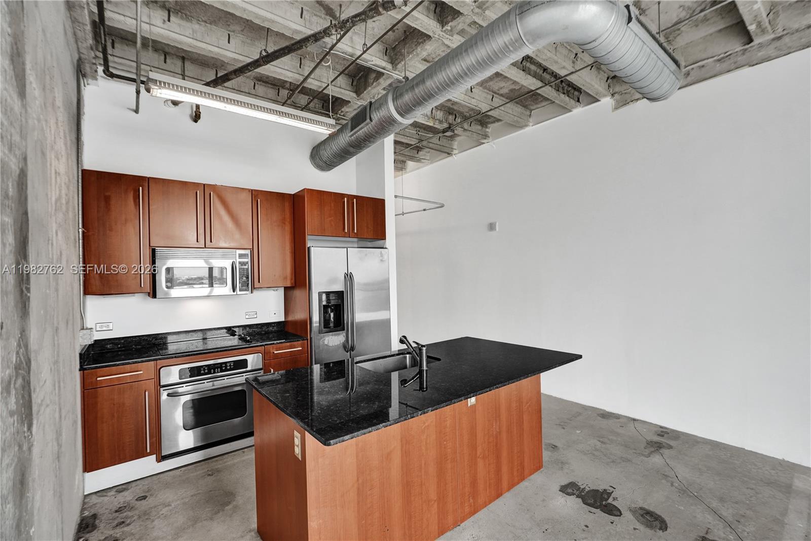 8101 Biscayne Blvd # 513, Miami FL 33138 photo 4