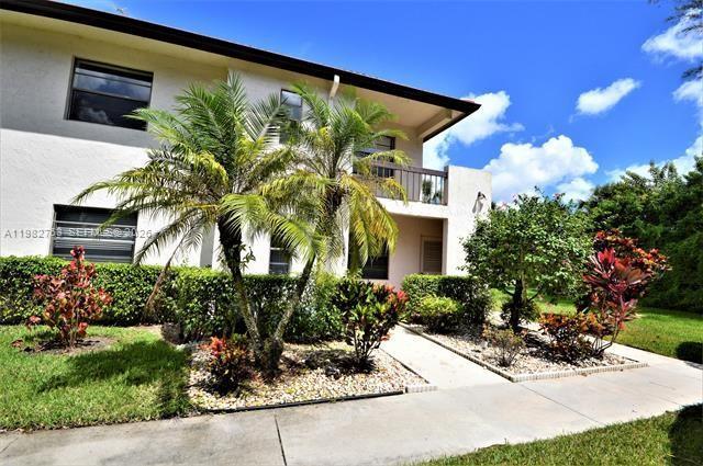 7944 Eastlake Dr # D, Boca Raton FL 33433 photo 2