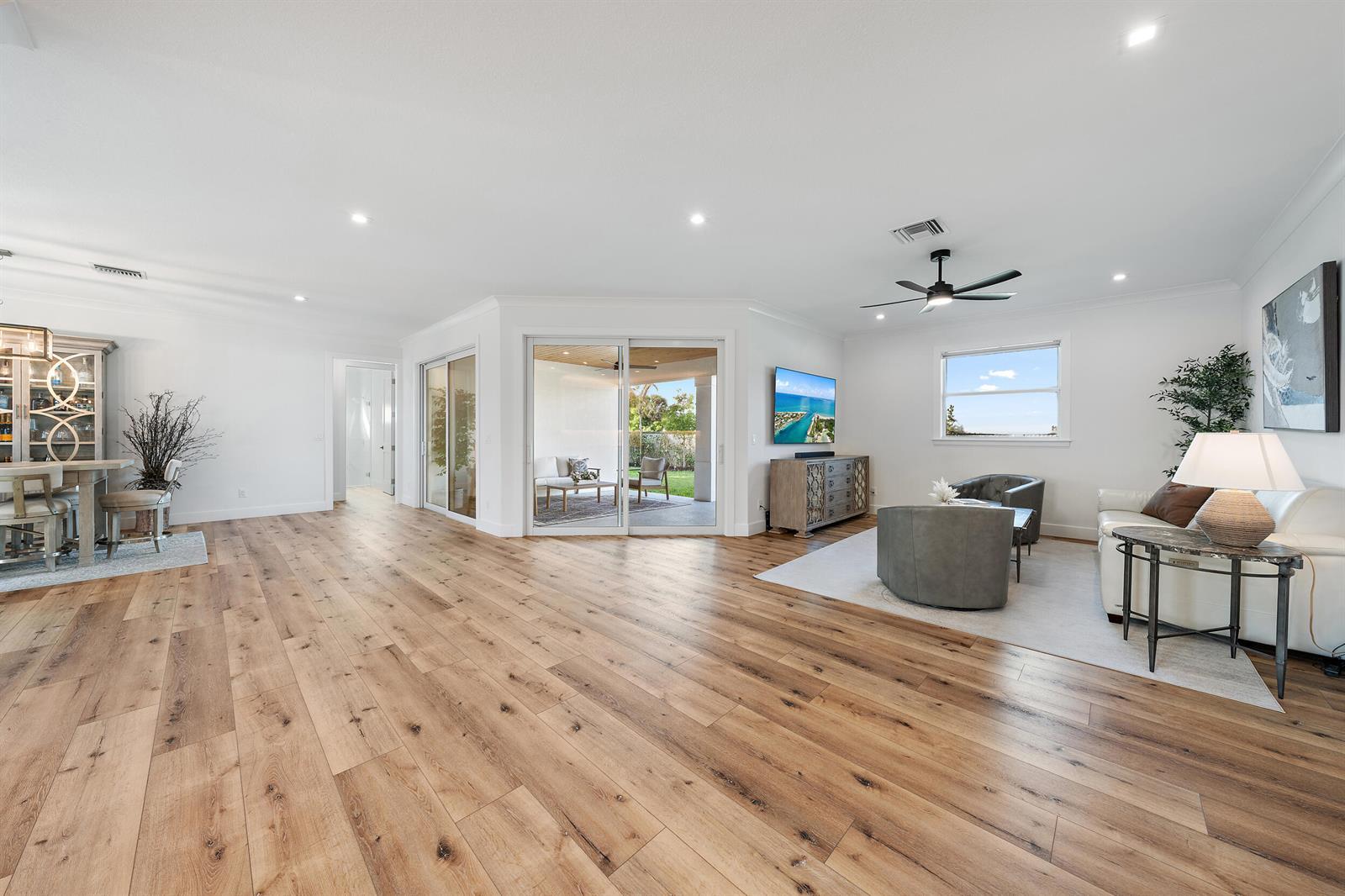 8508 SE Woodwind Street, Hobe Sound FL 33455 photo 4