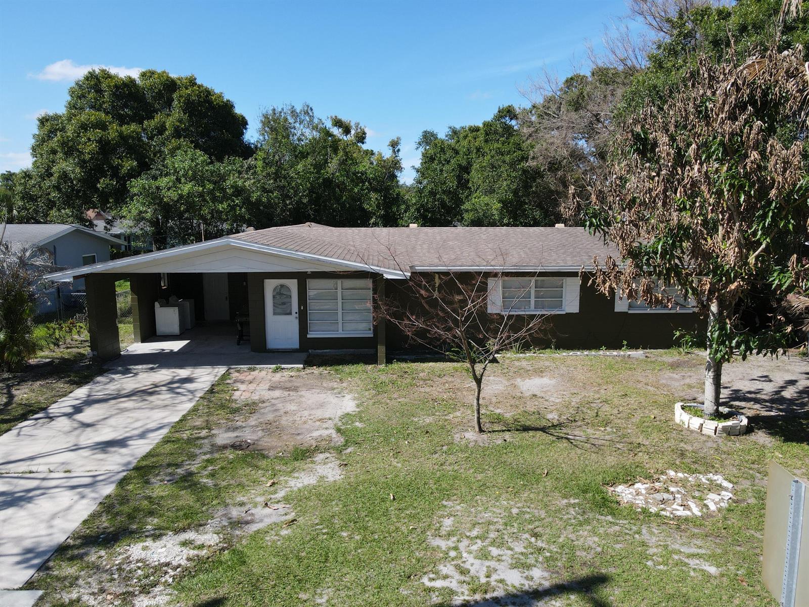 2110 Cortez Boulevard, Fort Pierce FL 34982 photo 2