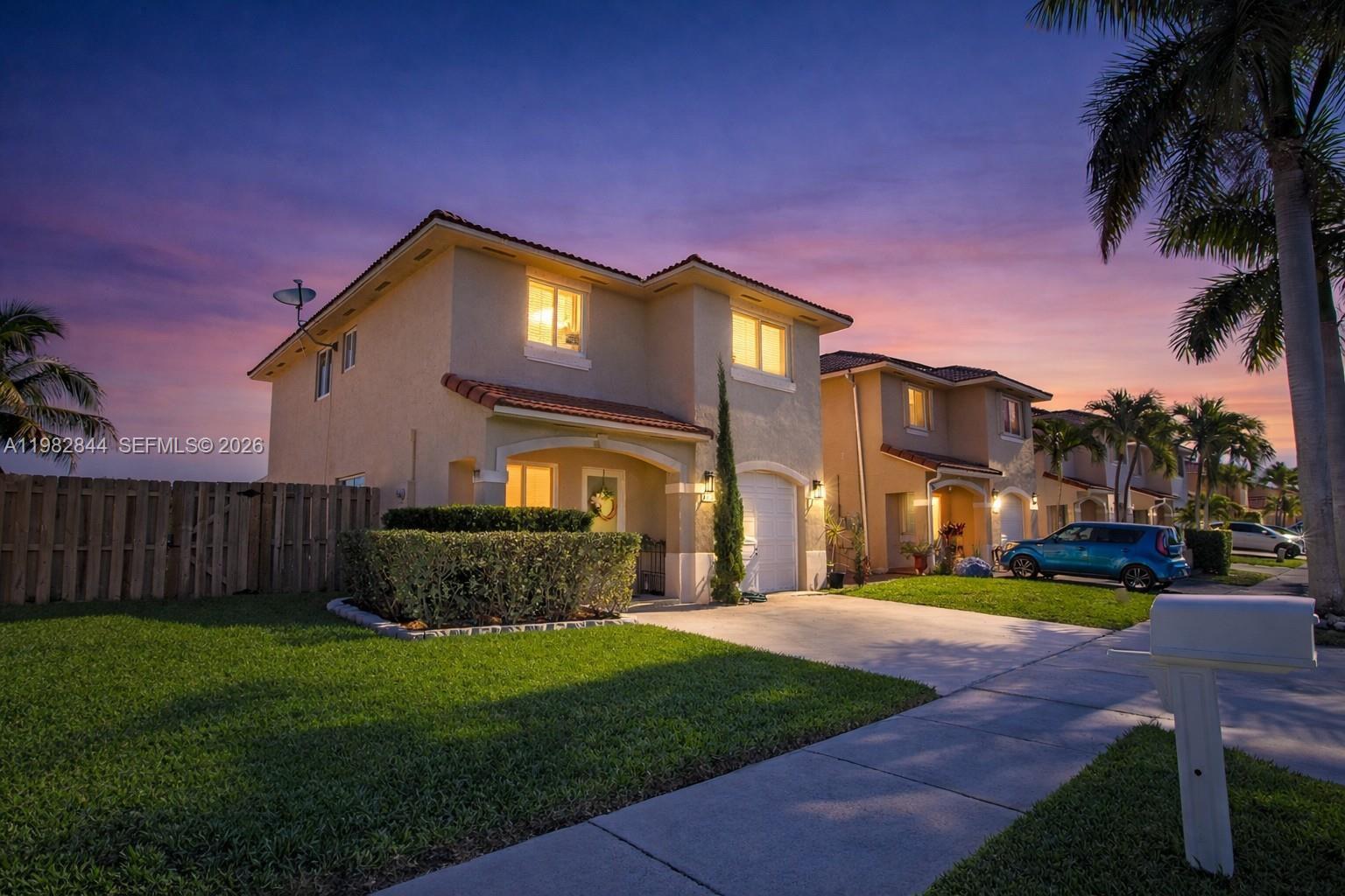 8957 SW 214th St, Cutler Bay FL 33189