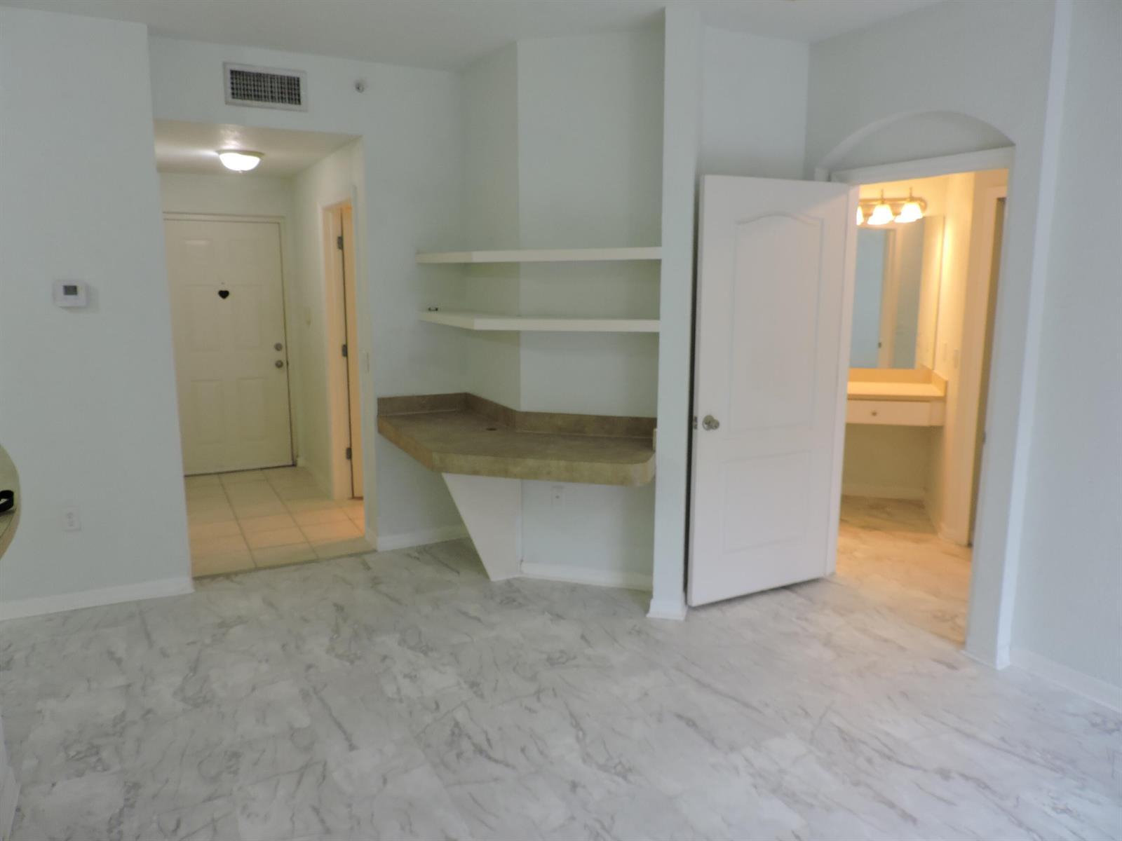 11032 Legacy Drive # 203, Palm Beach Gardens FL 33410 photo 3
