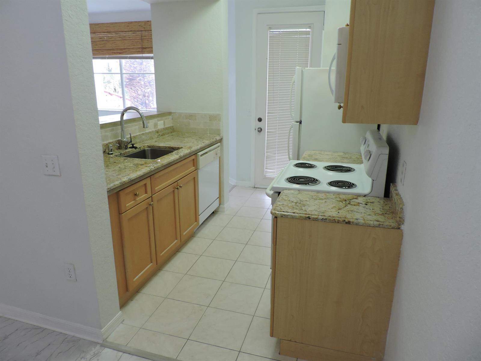 11032 Legacy Drive # 203, Palm Beach Gardens FL 33410 photo 4