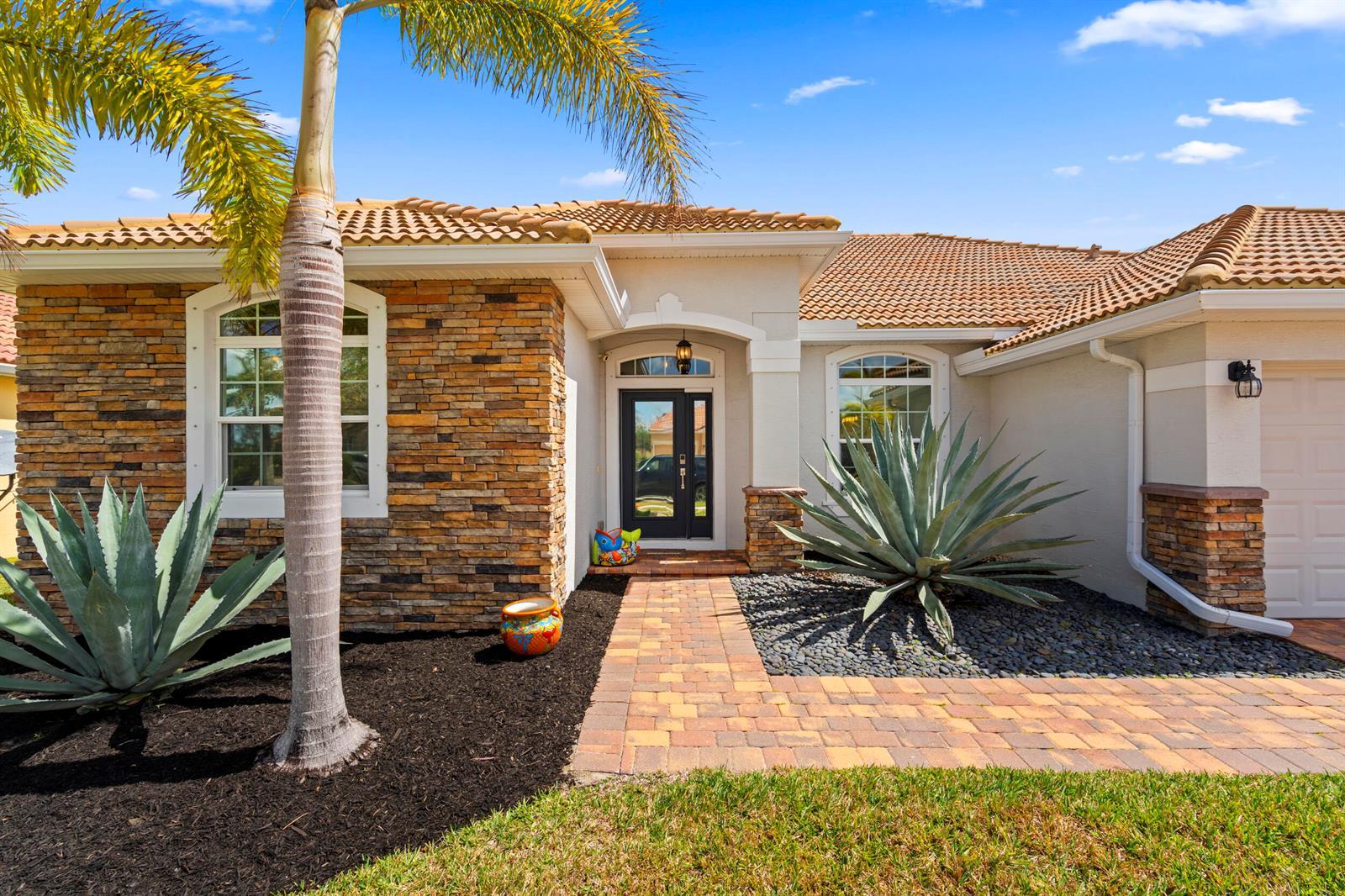 12150 SW Aventino Drive, Port St. Lucie FL 34987 photo 2