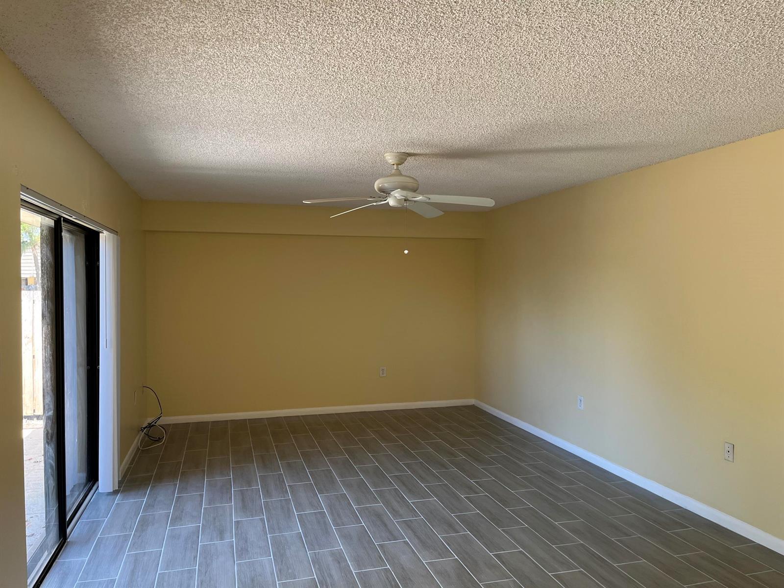 621 6th Way, West Palm Beach FL 33407 photo 4