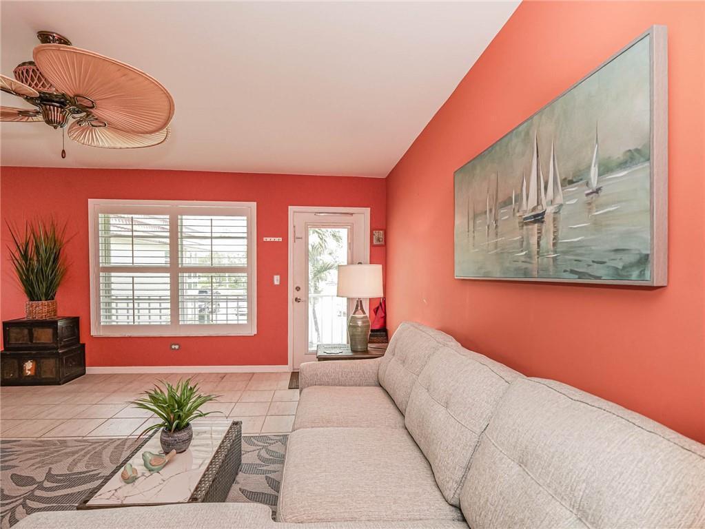 55 Woodland Drive # 206, Vero Beach FL 32962 photo 5