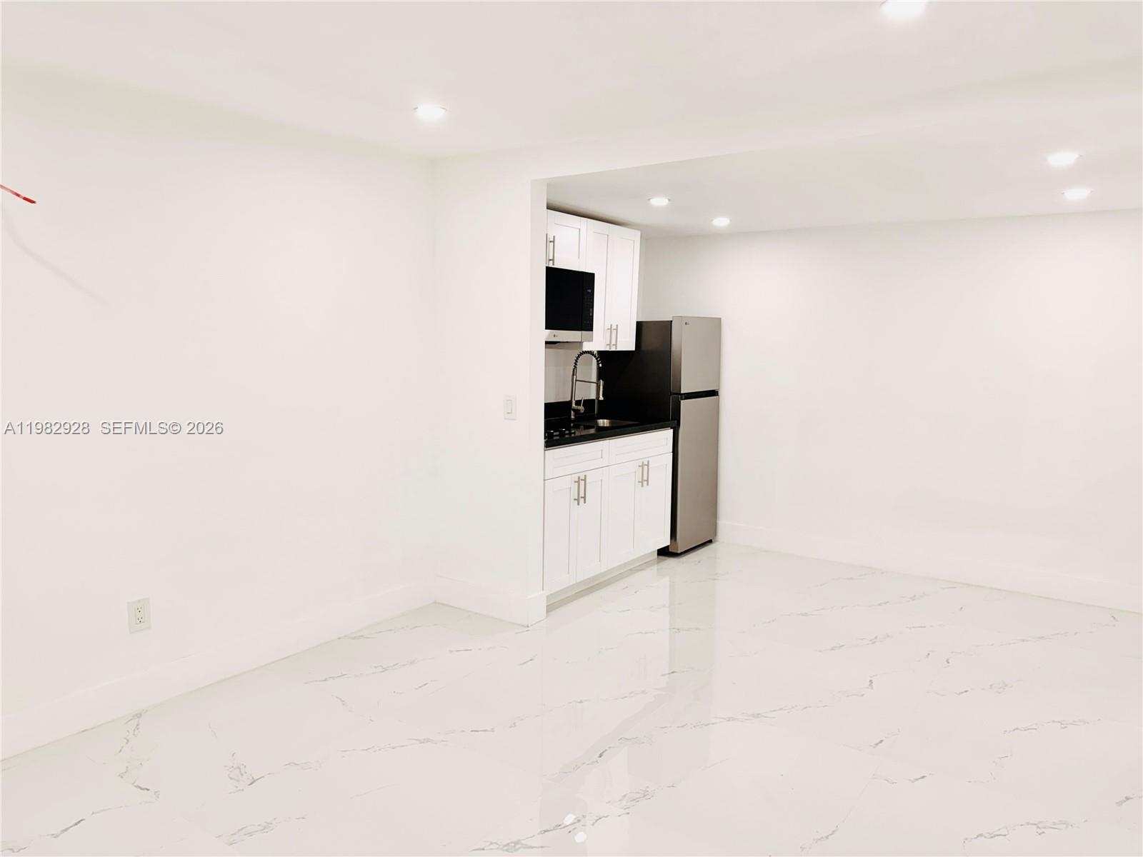 3354 NW 50th St # 4, Miami FL 33142 photo 5