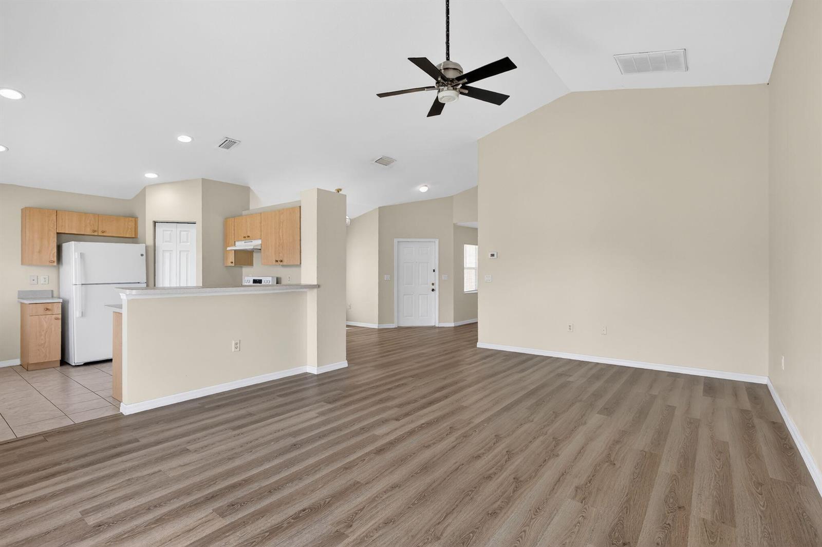 521 SW Indian Key Drive, Port St. Lucie FL 34986 photo 4
