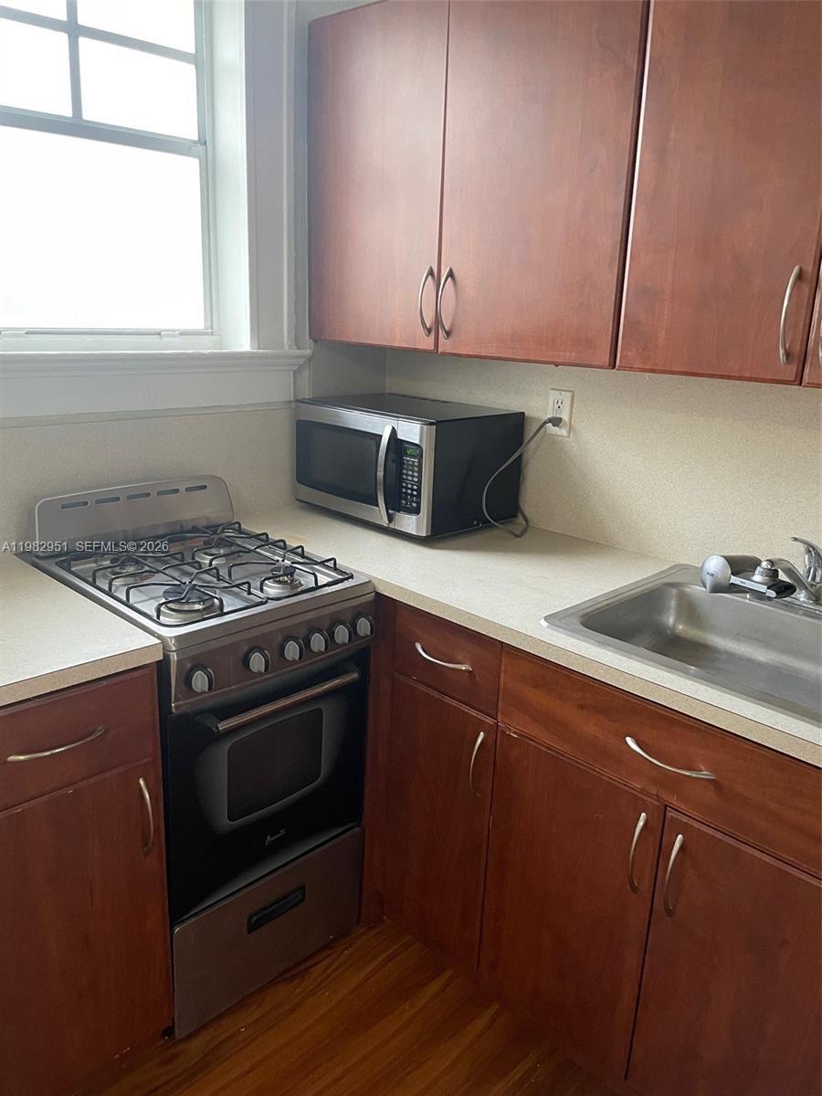 1611 Michigan Ave # 15, Miami Beach FL 33139 photo 5