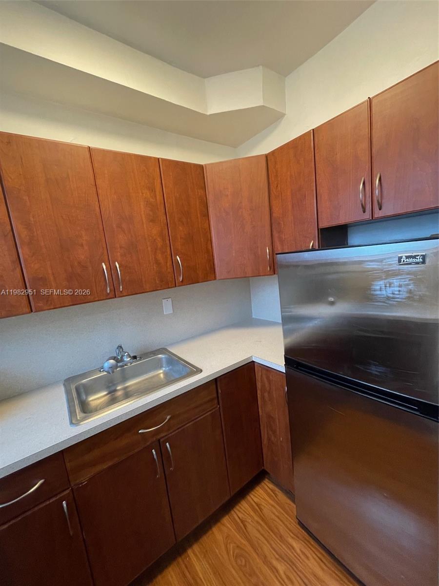1611 Michigan Ave # 15, Miami Beach FL 33139 photo 4