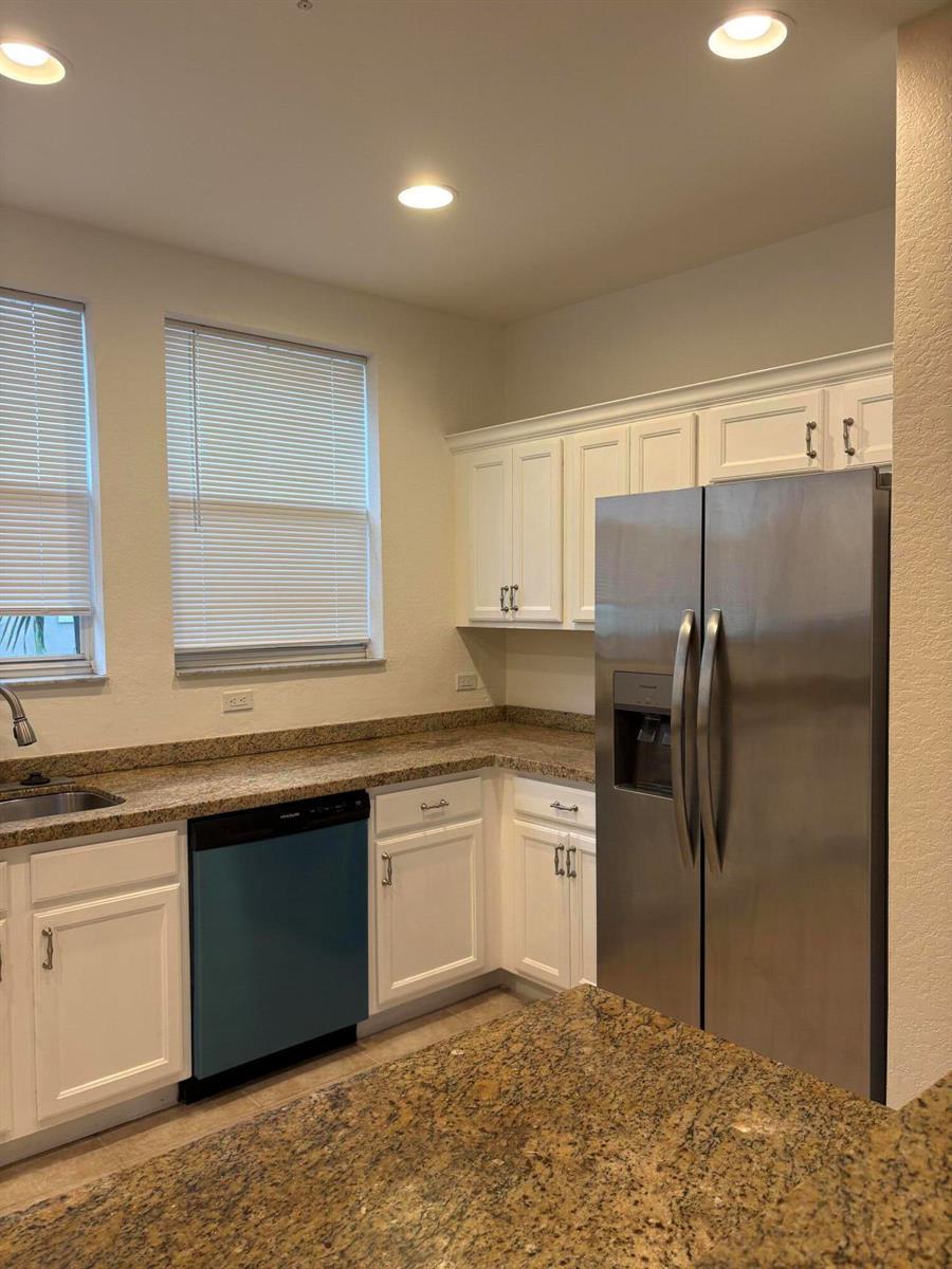 833 Millbrae Court # 4, West Palm Beach FL 33401 photo 4