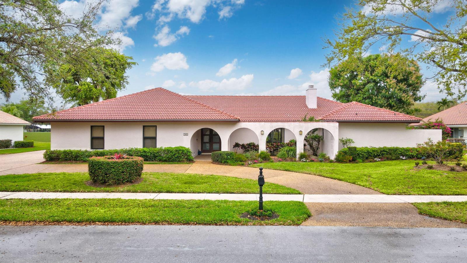 1960 NW 25th Street, Boca Raton FL 33431