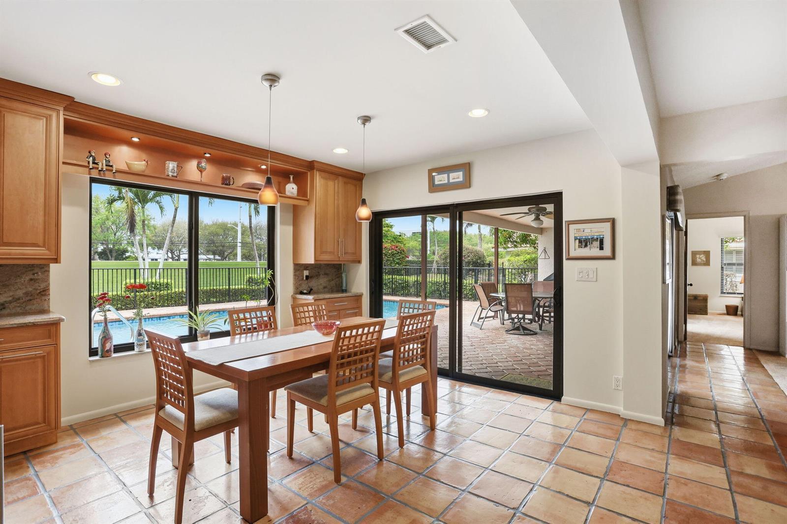 1960 NW 25th Street, Boca Raton FL 33431 photo 5