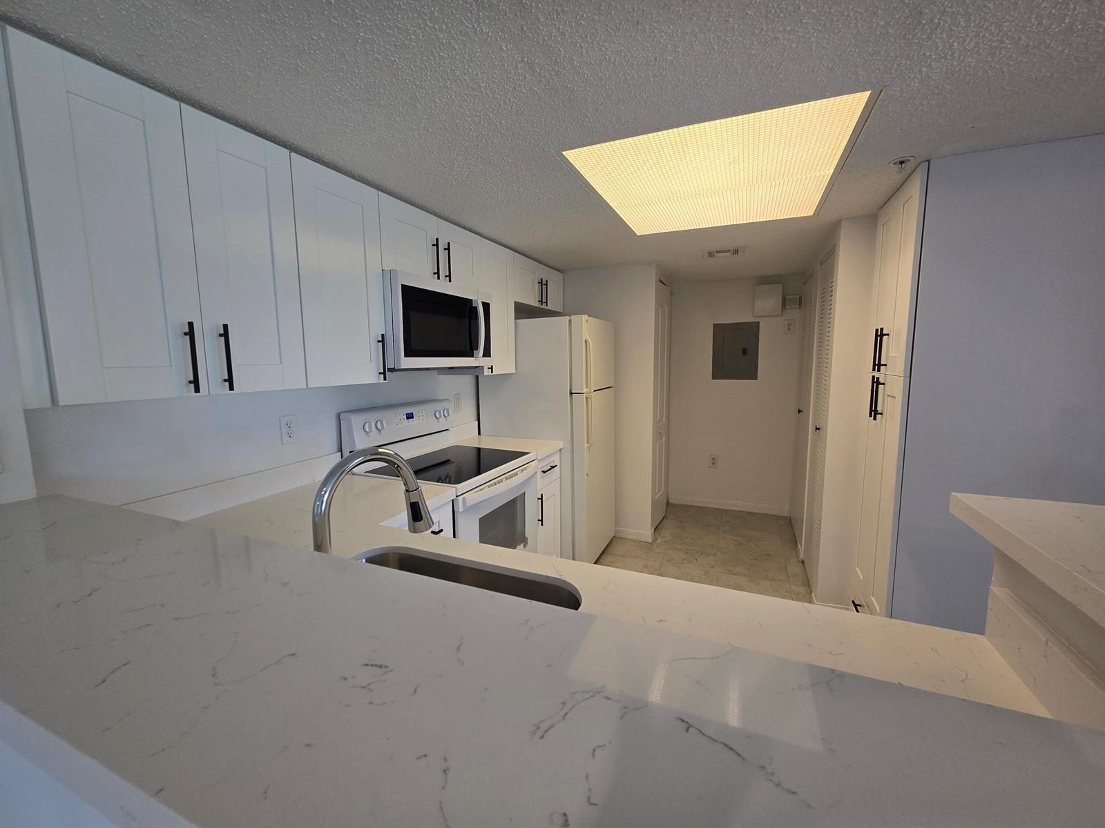 8955 Okeechobee Boulevard # 206, West Palm Beach FL 33411 photo 4