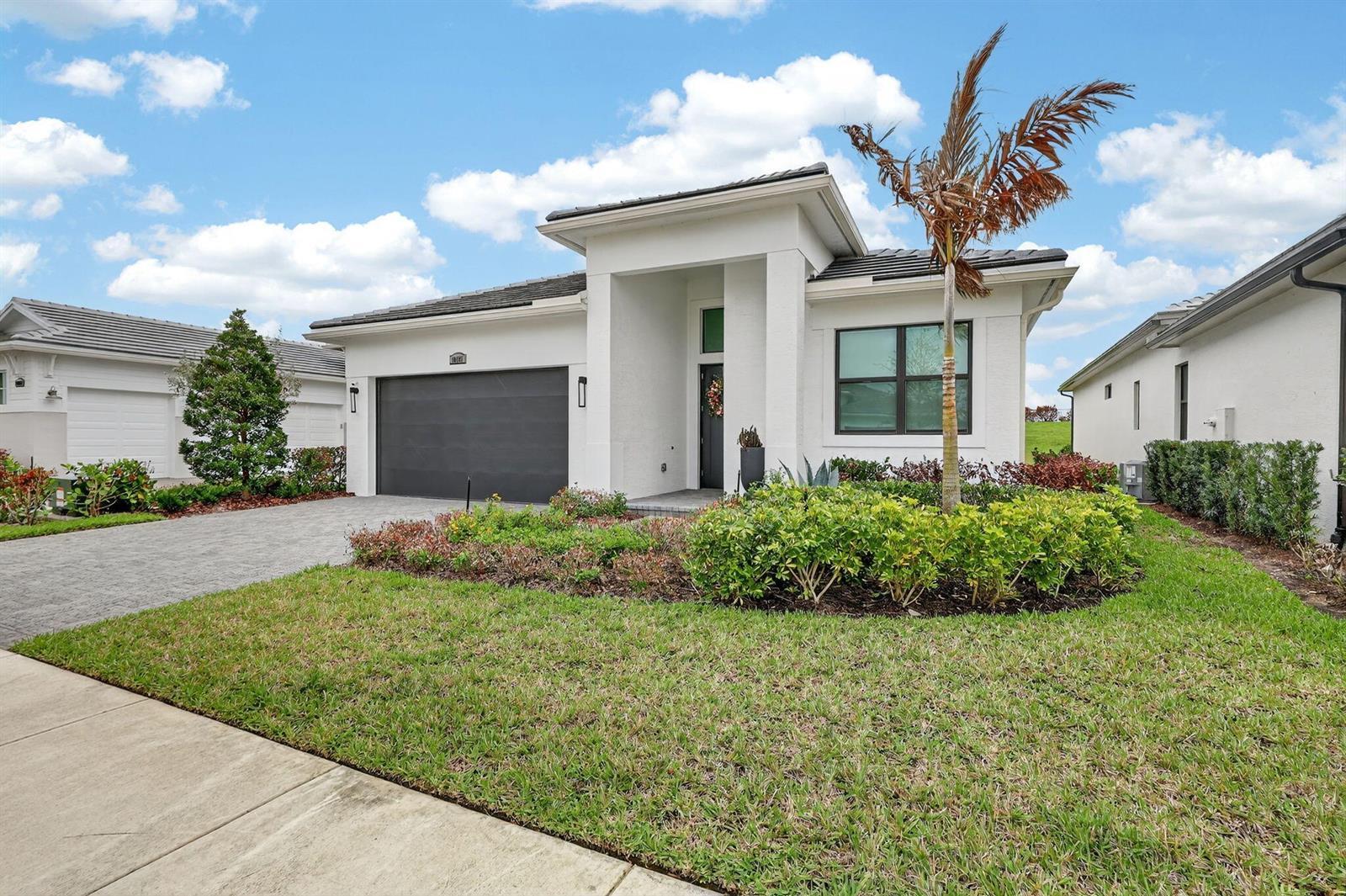 10195 SW Latium Way, Port St. Lucie FL 34987 photo 2