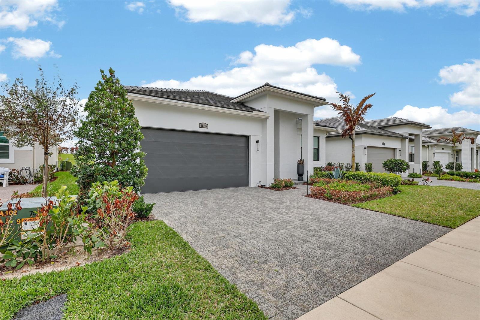 10195 SW Latium Way, Port St. Lucie FL 34987 photo 3