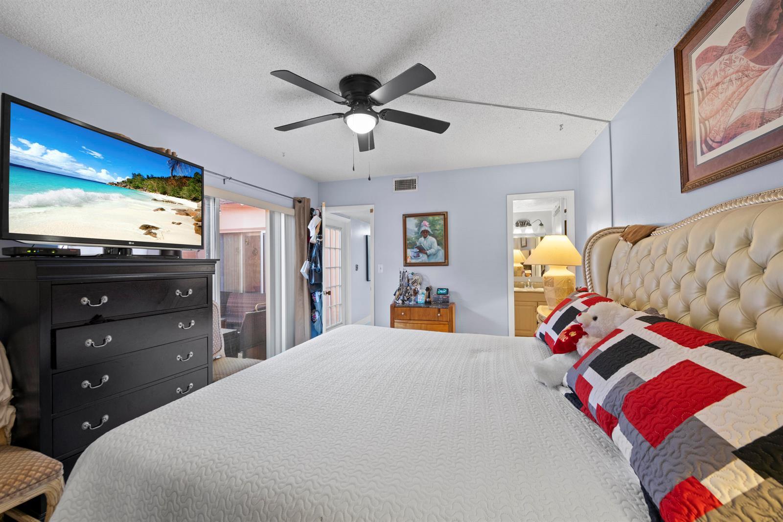 2317 SW 81st Terrace # 3, North Lauderdale FL 33068 photo 4