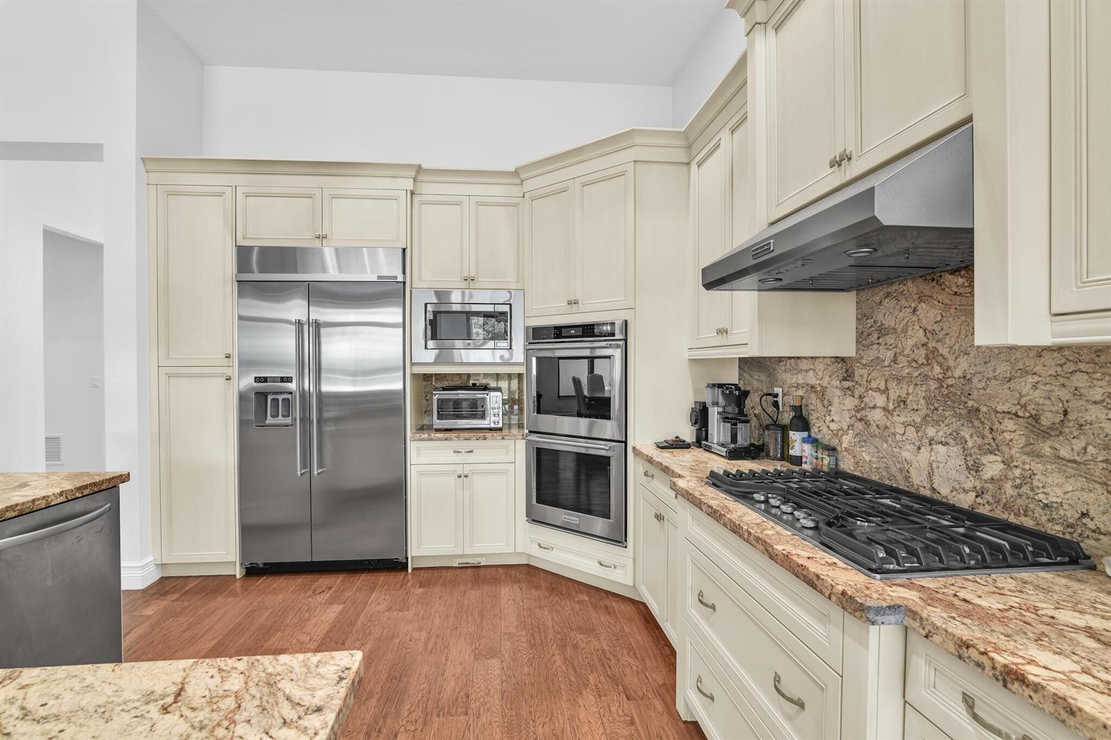 9577 Eden Roc Court, Delray Beach FL 33446 photo 4