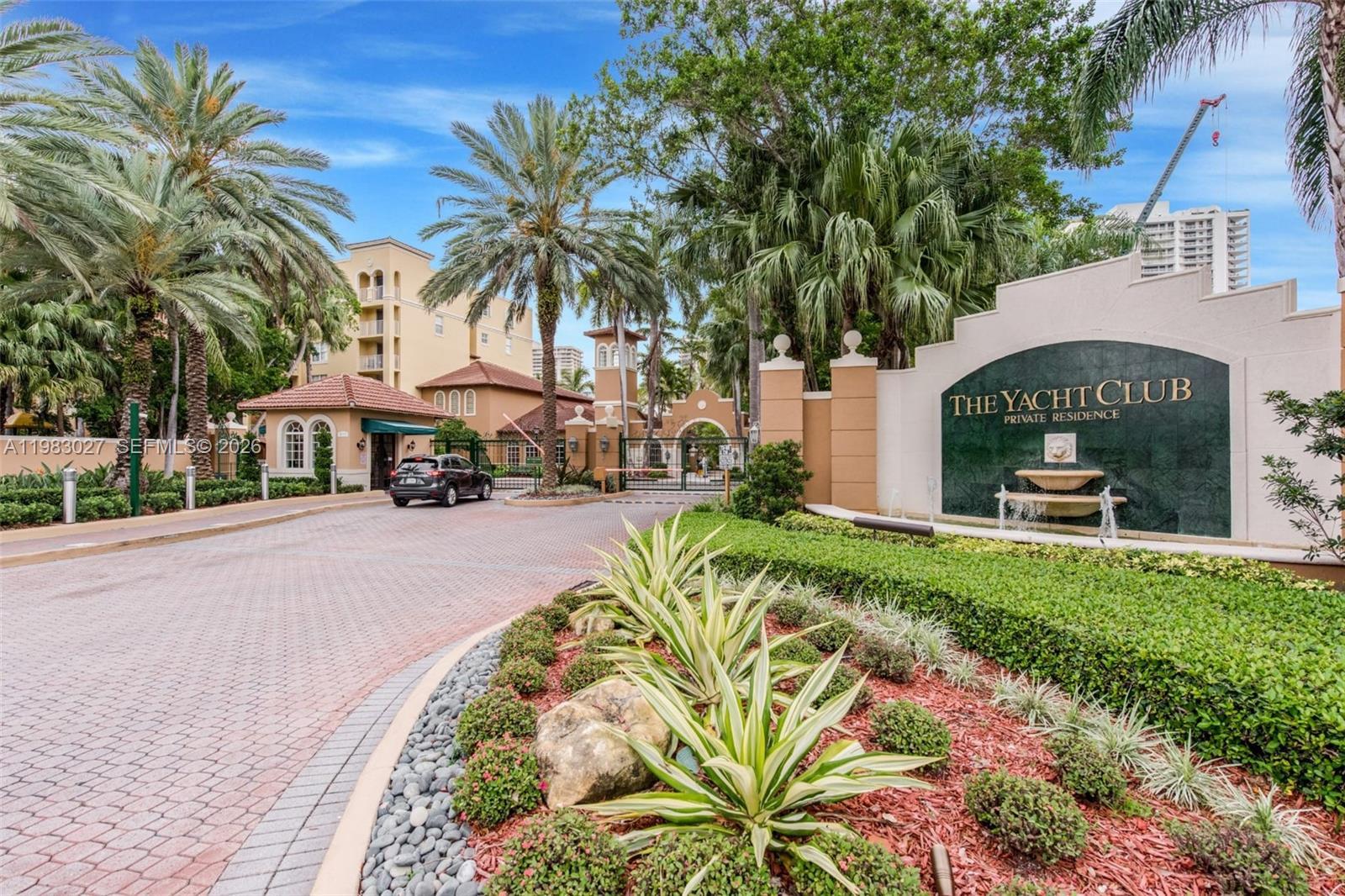 19999 E Country Club Dr # 1406, Aventura FL 33180