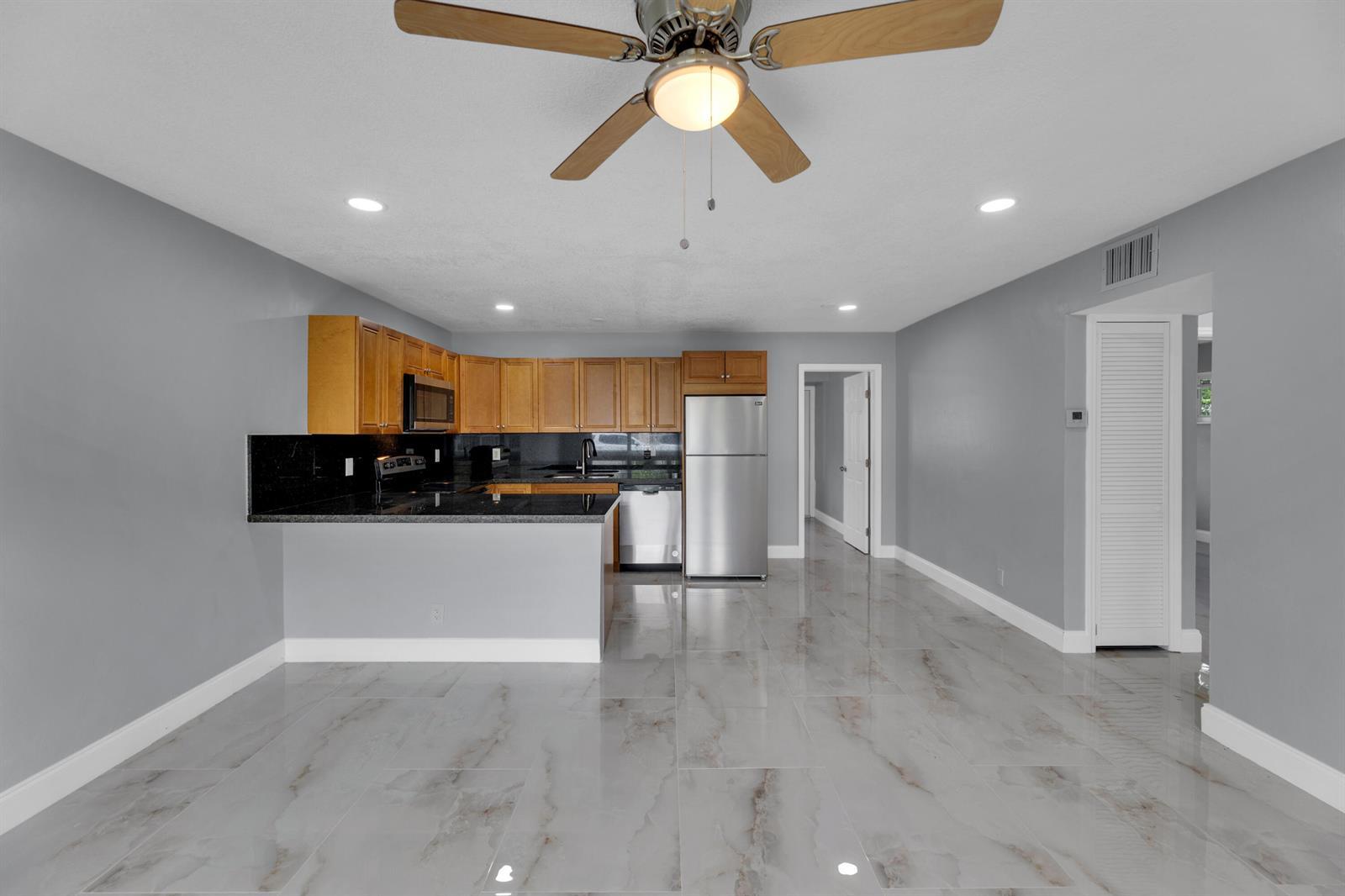 800-802 SW 6th Court, Pompano Beach FL 33060 photo 5